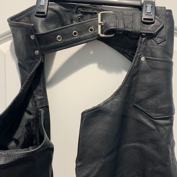 Chaps   Genuine leather - Picture 1 of 2